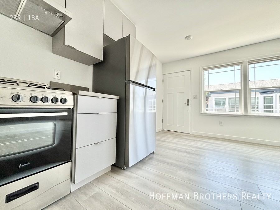 6127 1/2 Monterey Rd - Photo 3 of 13