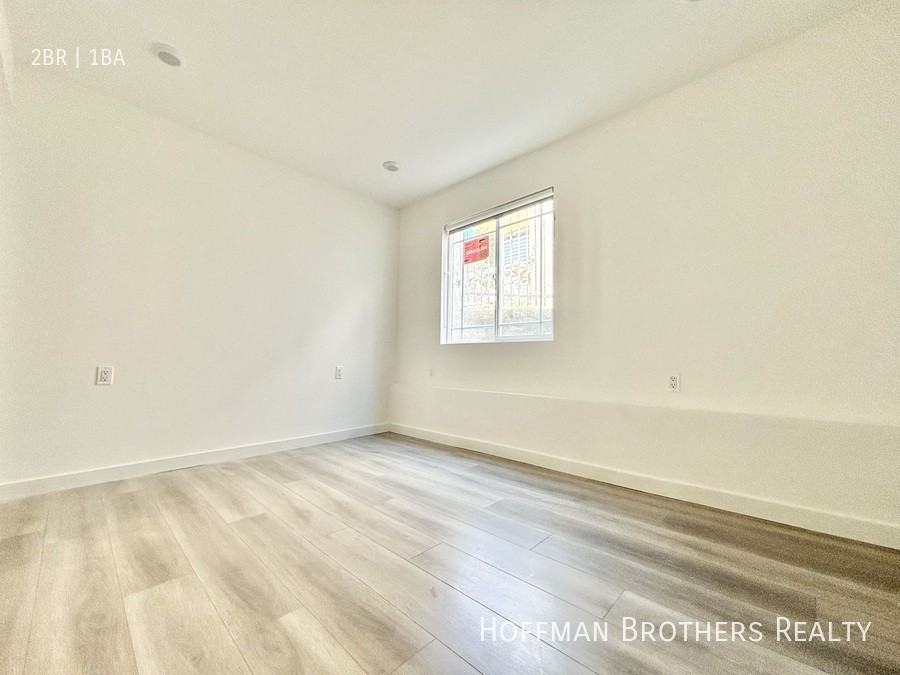 6127 1/2 Monterey Rd - Photo 7 of 13