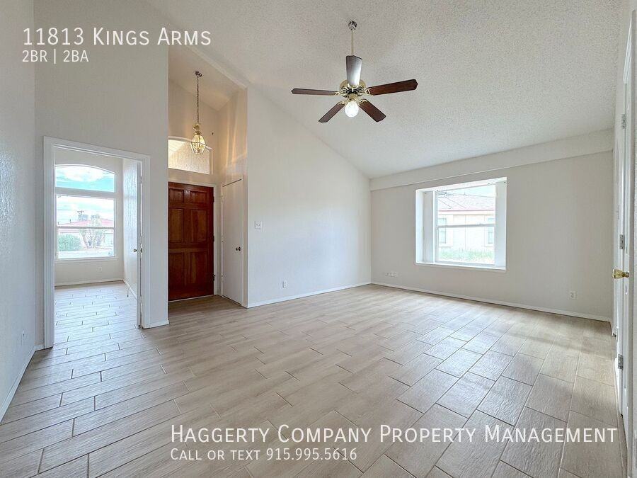 11813 Kings Arms Ct - Photo 3 of 15