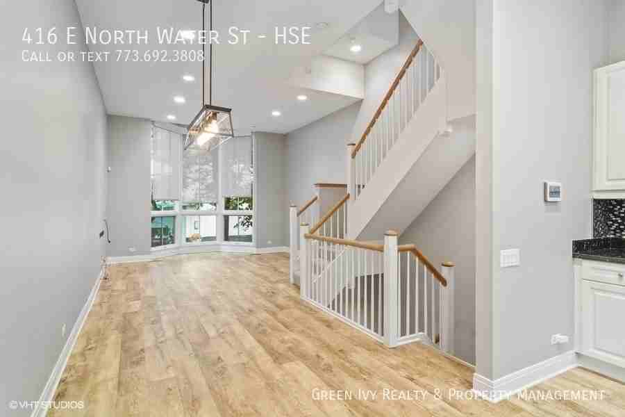 416 E North Water St - Photo 3 of 19