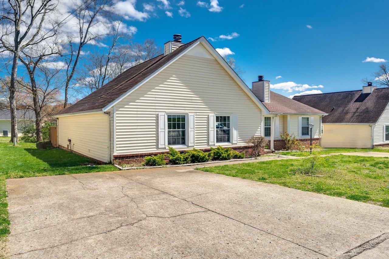 7310 Weston Way Dr #NA - Photo 3 of 28
