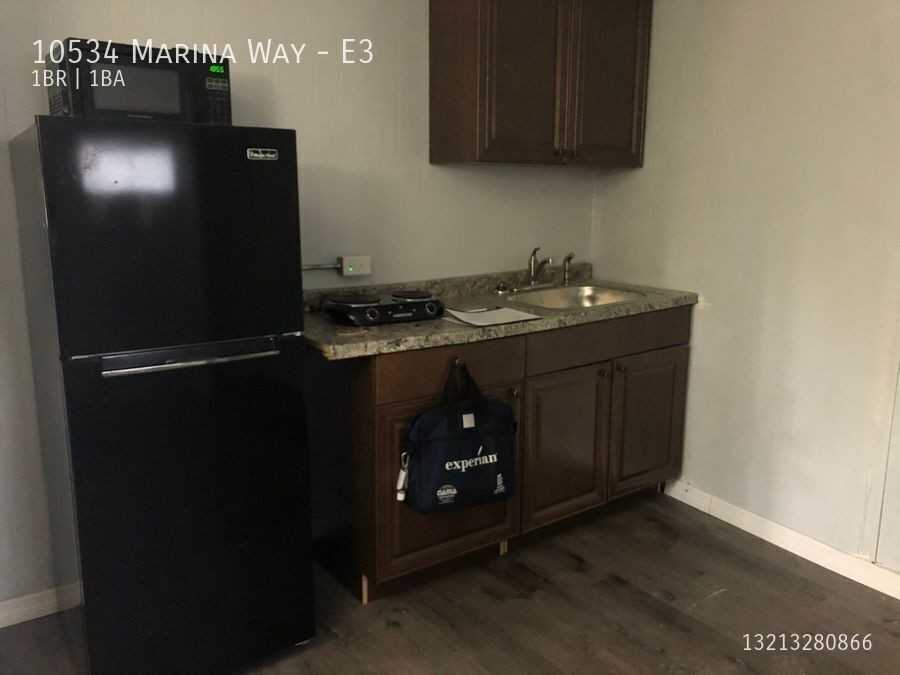 10534 Marina Way #E3 - Photo 5 of 11