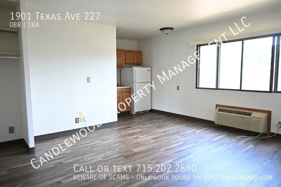 1901 Texas Ave - Photo 5 of 11