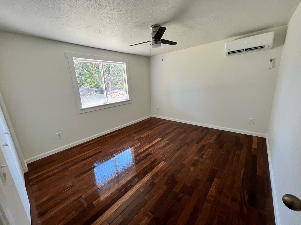 394 S Harlan Pl #NA - Photo 5 of 28