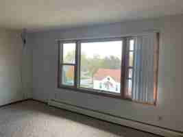 featured image of 821 W 5th St #5