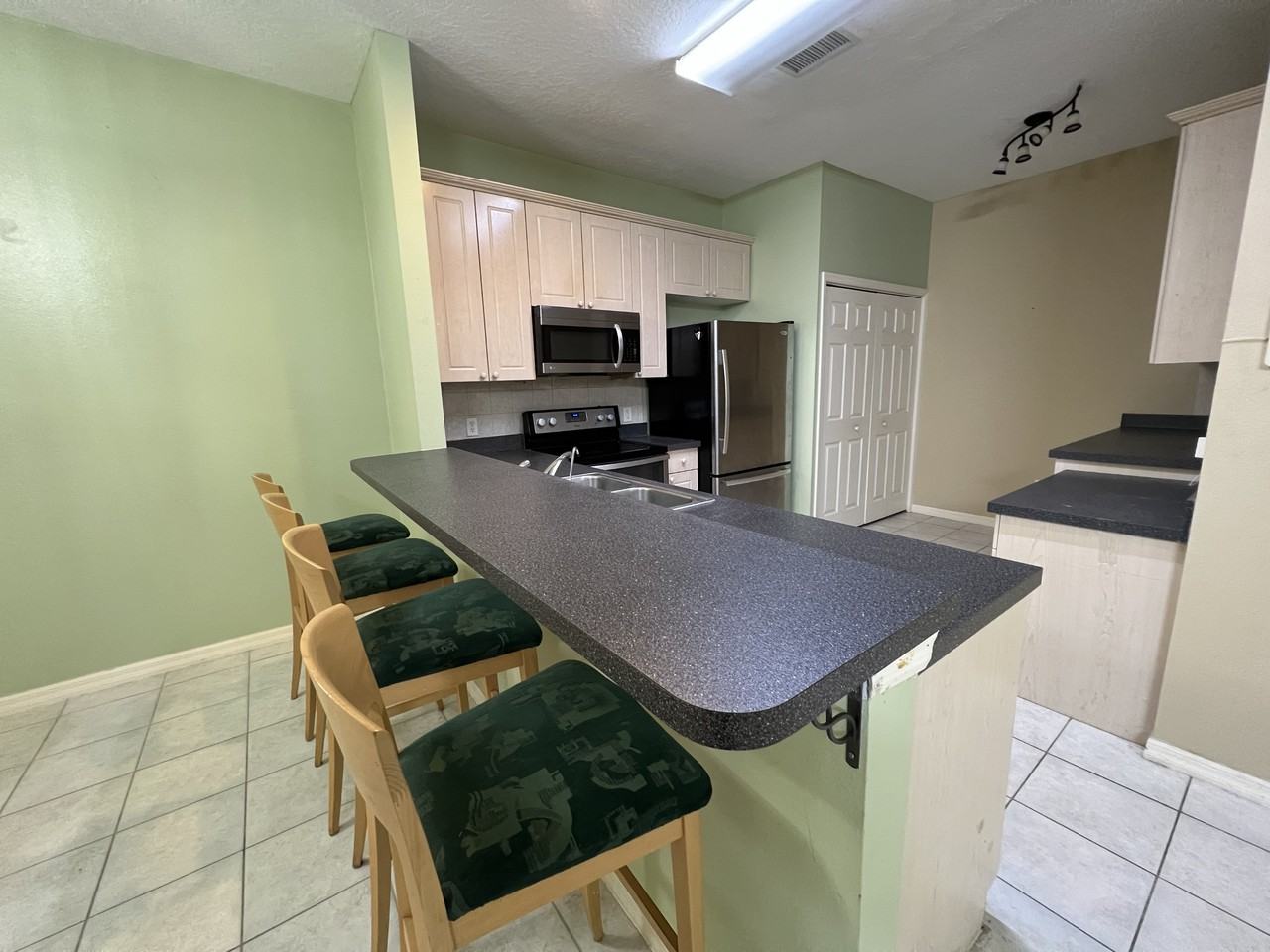 40 Emerald Bay Dr #NA - Photo 6 of 20