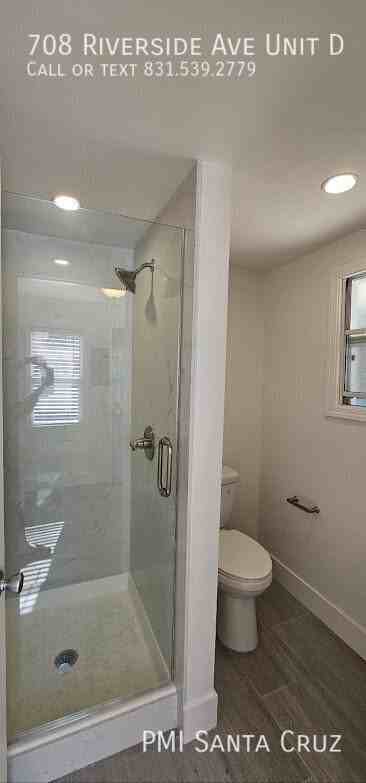 708 Riverside Ave Apt D - Photo 3 of 7
