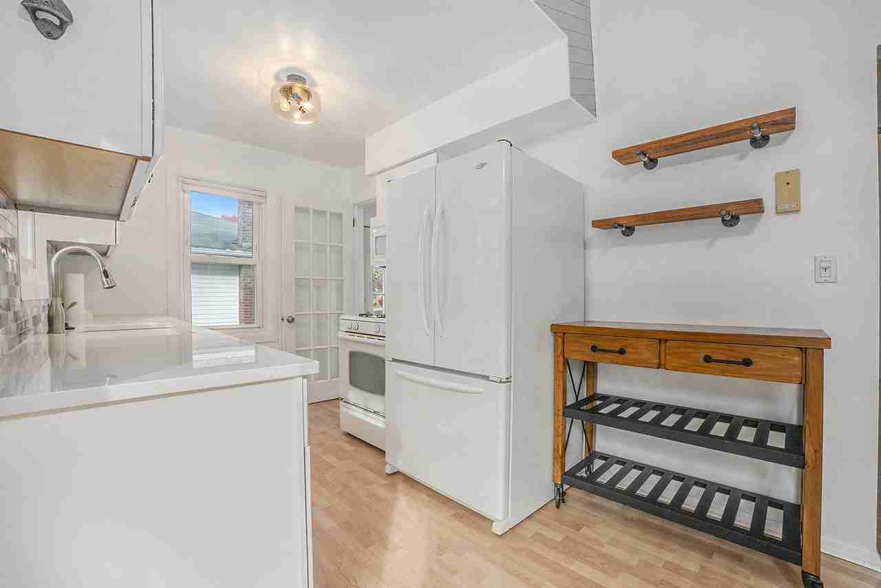 1437 Lewison Ave Ne #1 - Photo 3 of 18