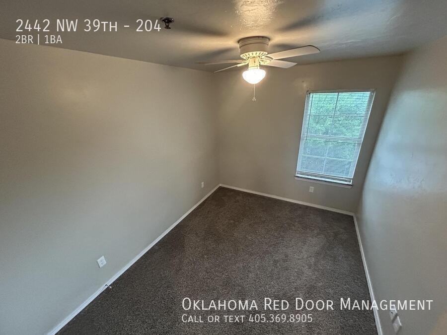 2442 Nw 39th St #204 - Photo 4 of 16