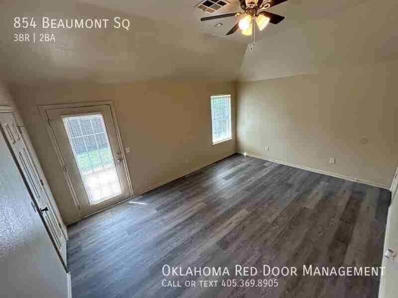 854 Beaumont Sq - Photo 6 of 18
