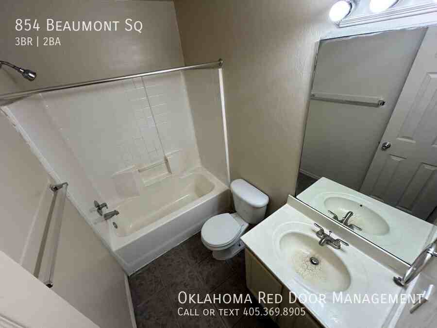 854 Beaumont Sq - Photo 7 of 18