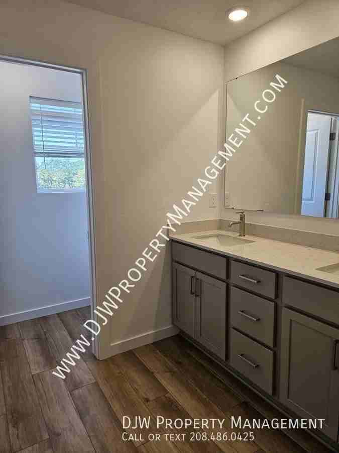 4186 W Perspective St - Photo 5 of 8