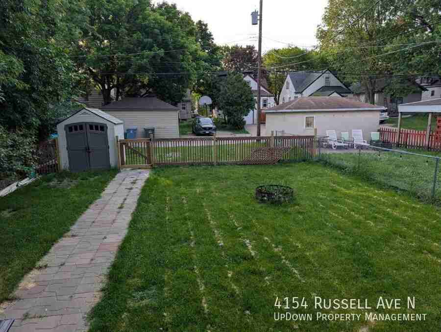 4154 Russell Ave N - Photo 2 of 19