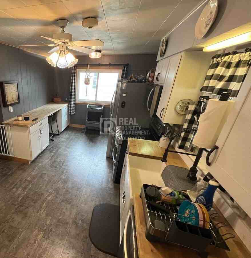 332 Cheyenne Ave - Photo 7 of 15