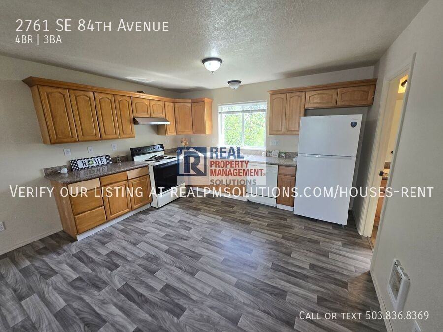 2761 Se 84th Ave - Photo 5 of 15