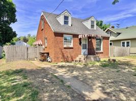 featured image of 2809 Bildahl St #1