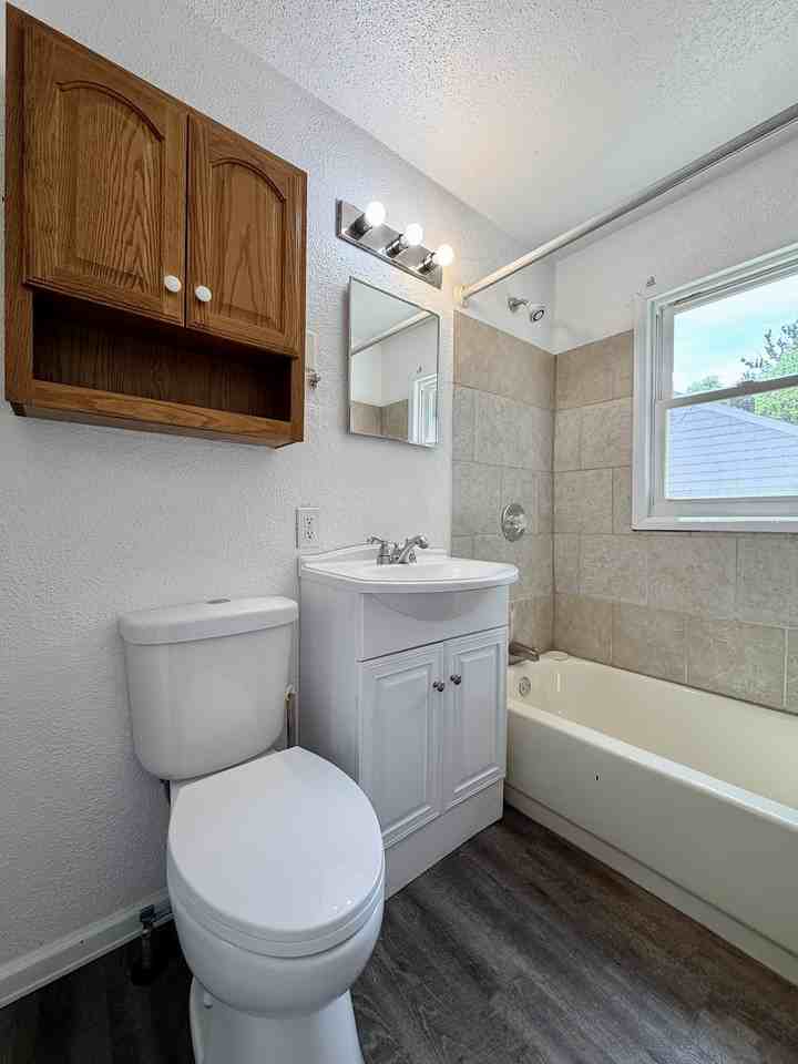 2809 Bildahl St #1 - Photo 6 of 12