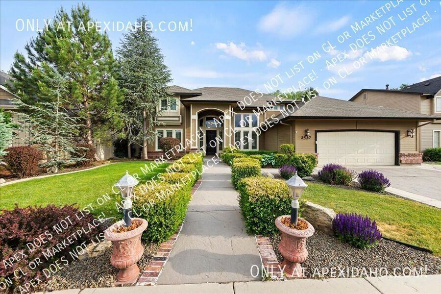 2527 W Astonte Dr - Photo 2 of 50