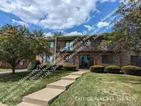 4217 N 104th St #3 - Photo 1 of 1