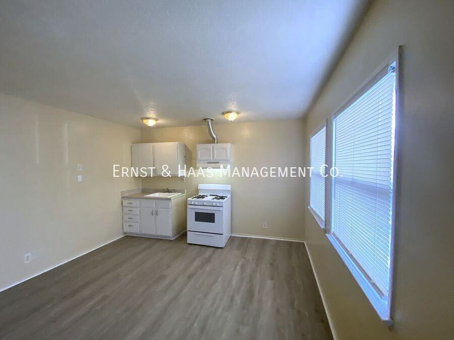 13812 Avalon Blvd #B - Photo 2 of 15