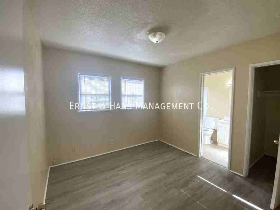 13812 Avalon Blvd #B - Photo 4 of 15