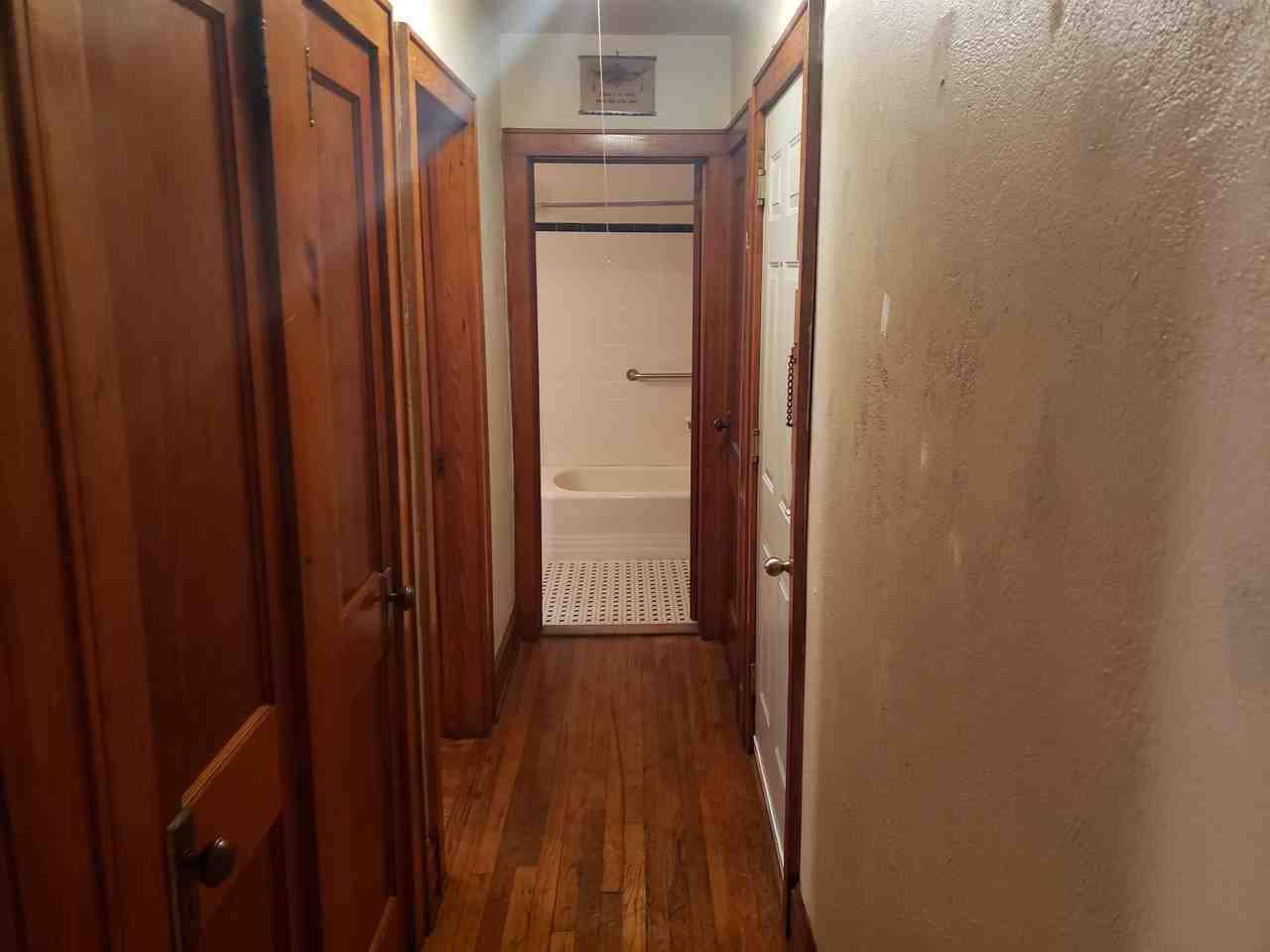 Suncrest Court - Photo 5 of 16