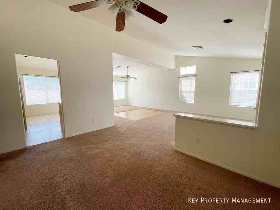 8870 Haviland Rd - Photo 6 of 26