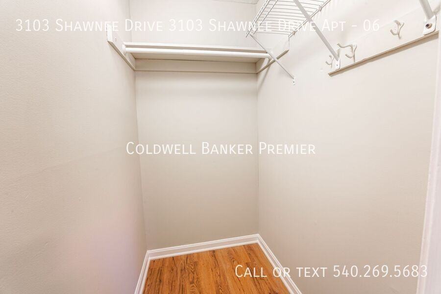 3103 Shawnee Drive 3103 Shawnee Drive Apt #06 - Photo 6 of 8
