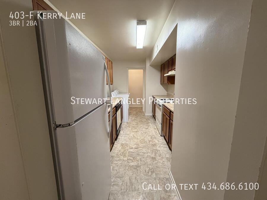403 Kerry Ln Apt F - Photo 5 of 33