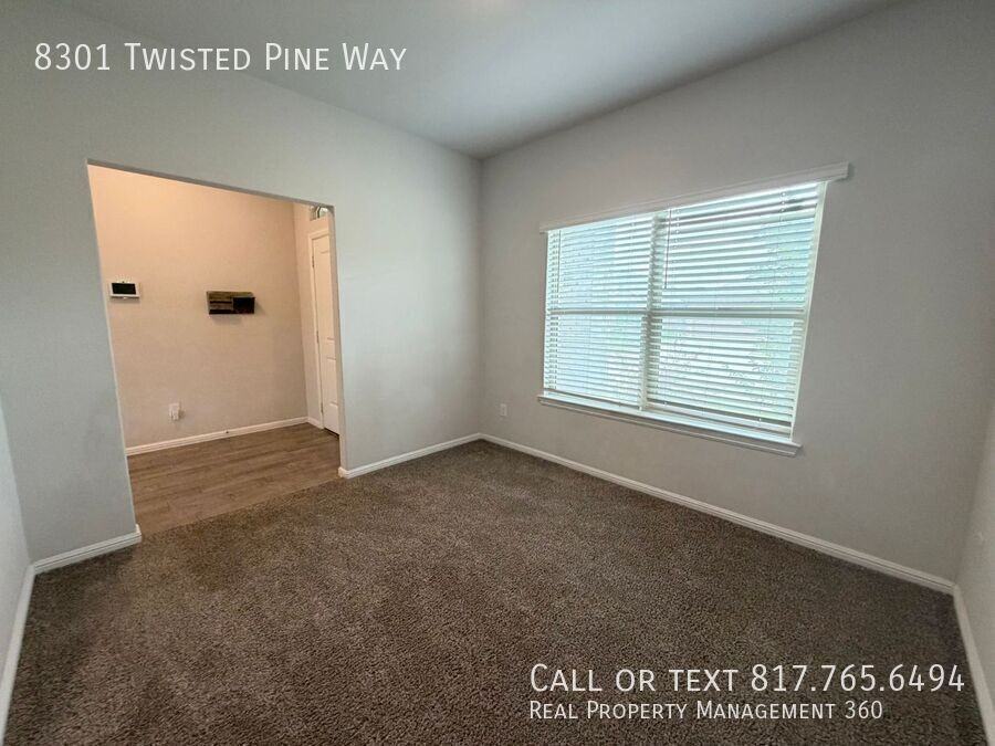 8301 Twisted Pine Way - Photo 6 of 17