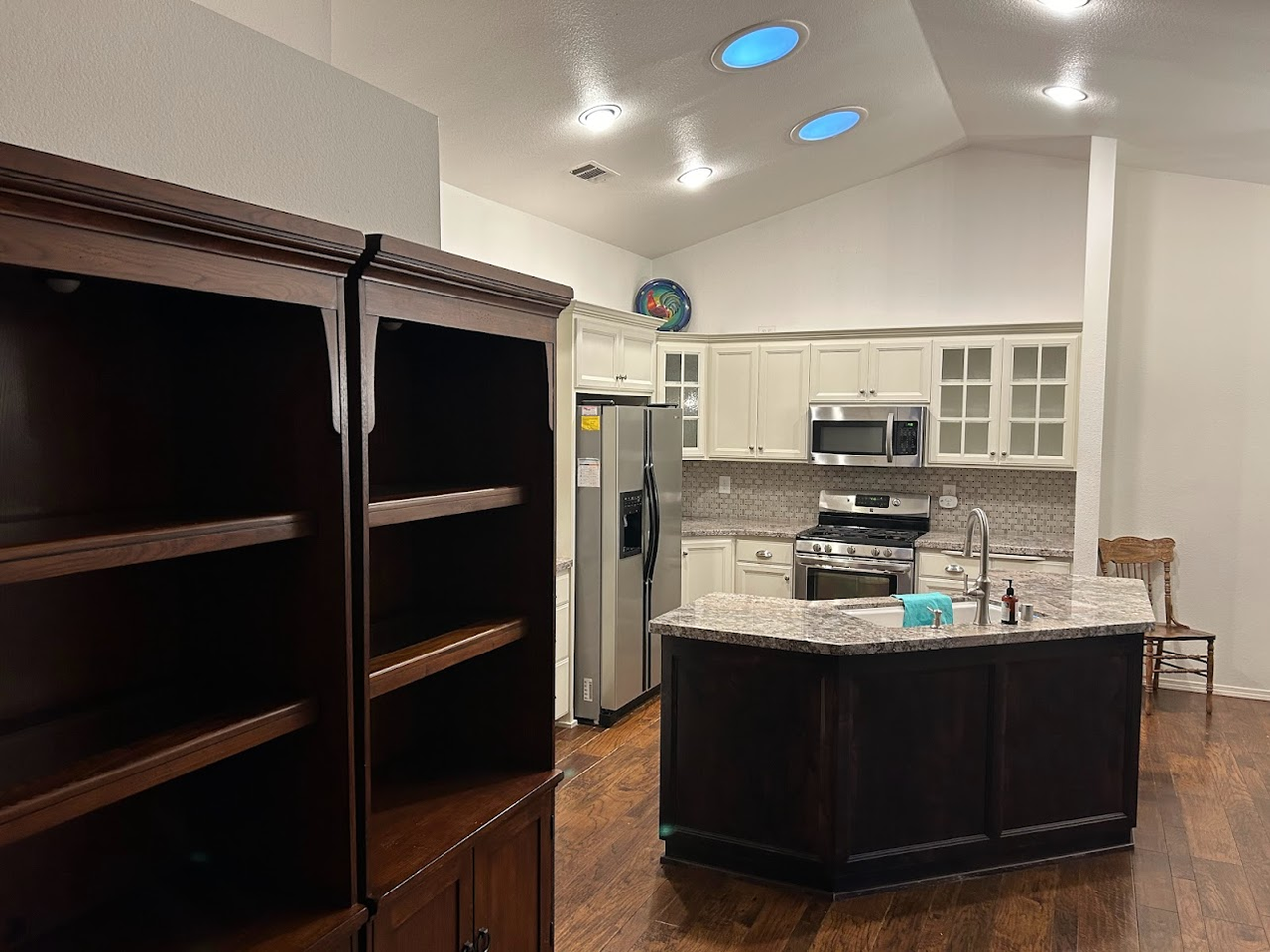 4364 Songbird Way - Photo 7 of 42