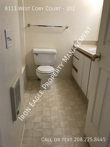 8113 W Cory Ct - Photo 5 of 7