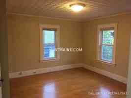 featured image of 148 Essex St #8