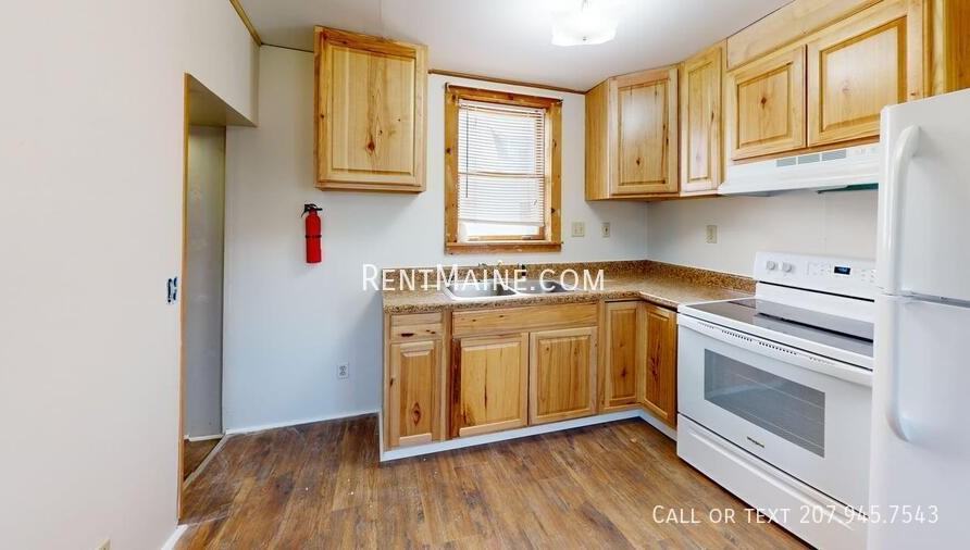 10 Stone St #3