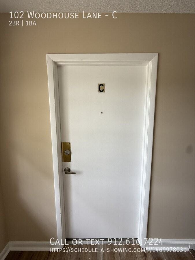 102 Woodhouse Ln #C - Photo 2 of 12