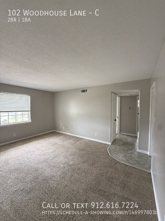 102 Woodhouse Ln #C - Photo 4 of 12