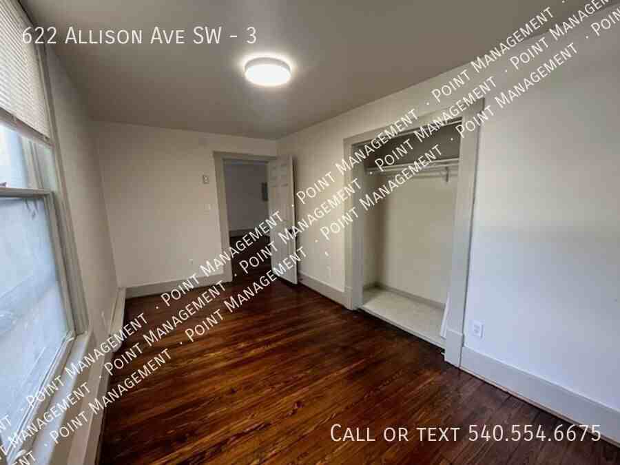 622 Allison Ave Sw #3 - Photo 3 of 8