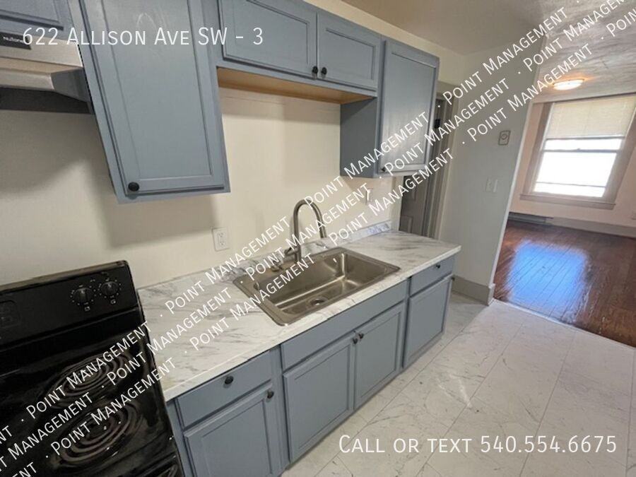 622 Allison Ave Sw #3 - Photo 5 of 8