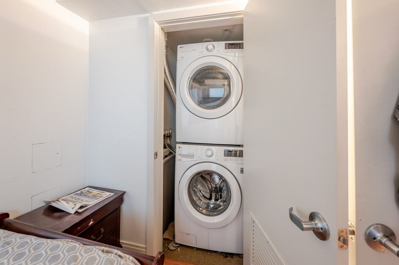 929 Florida Ave Nw #12 - Photo 7 of 28