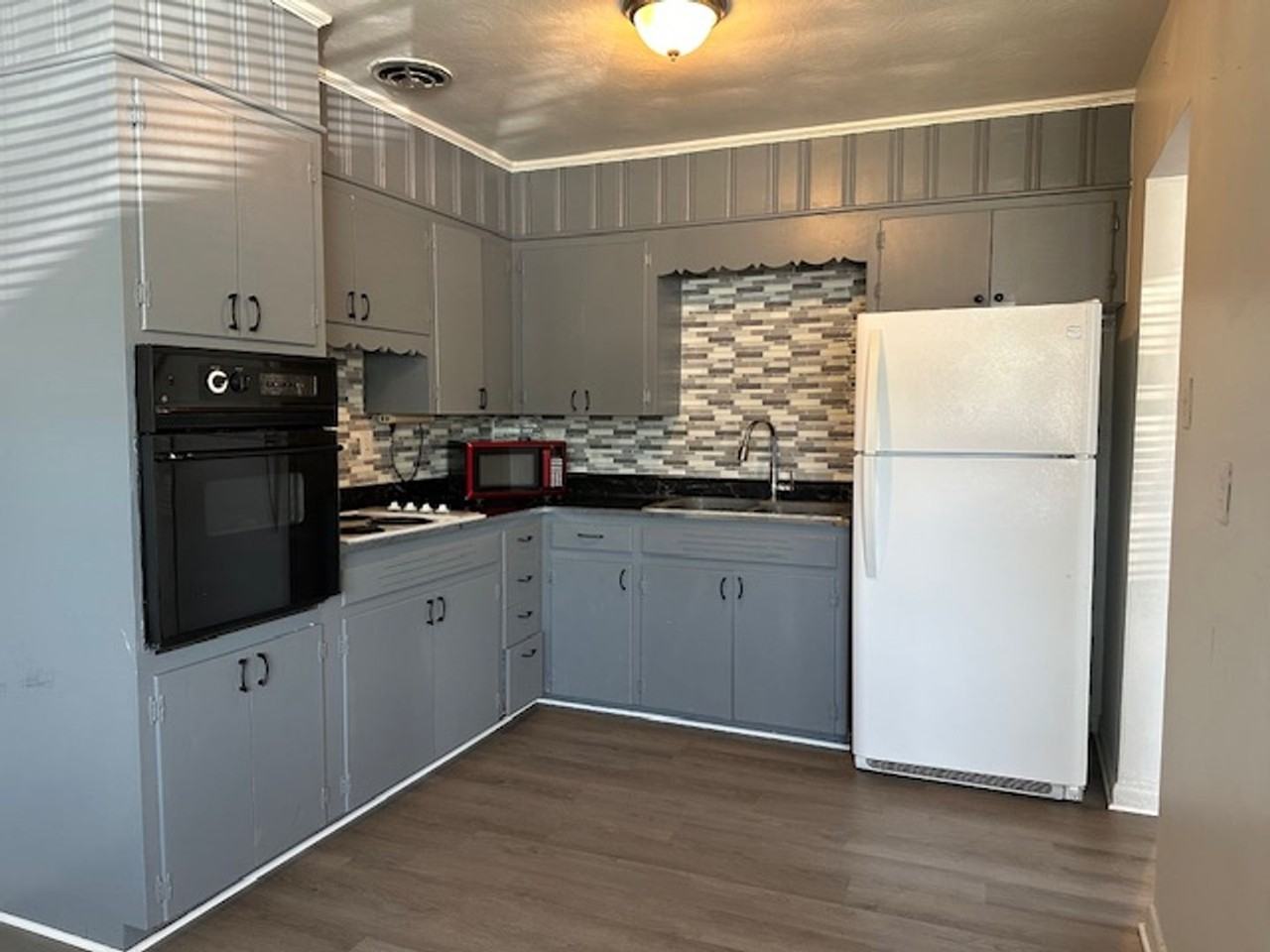 4 Boeing Rd #4A - Photo 5 of 10