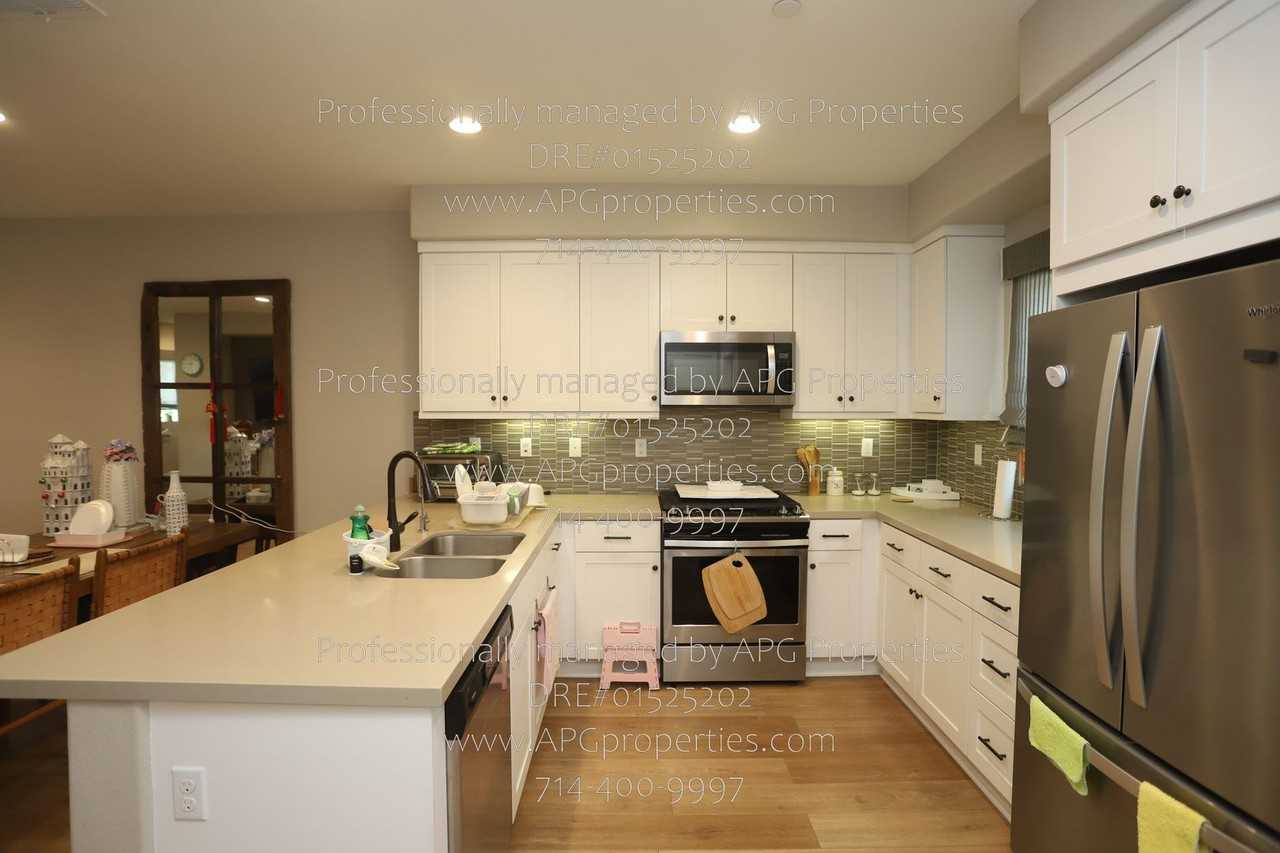 3320 W Mirano Dr - Photo 6 of 25