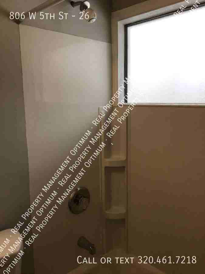 806 W 5th St #26 - Photo 6 of 12