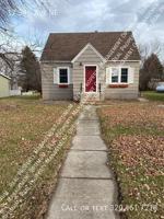 featured image of 17 3rd Ave Ne