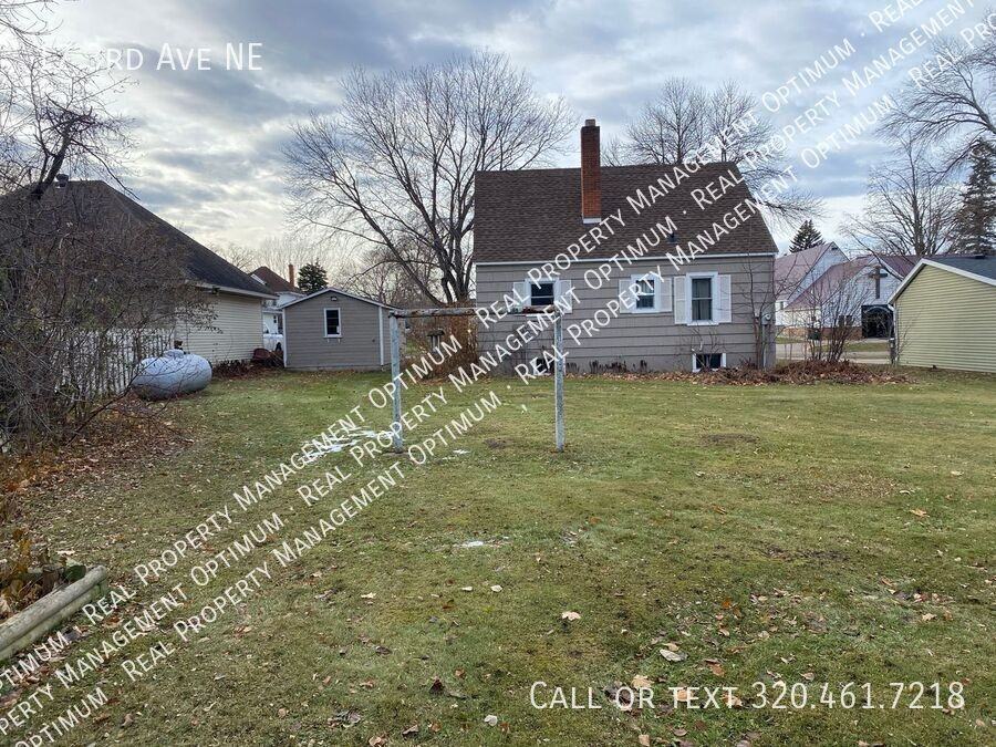 17 3rd Ave Ne - Photo 2 of 26