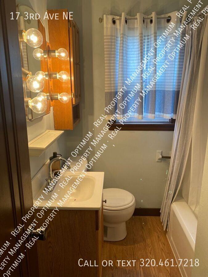 17 3rd Ave Ne - Photo 5 of 26