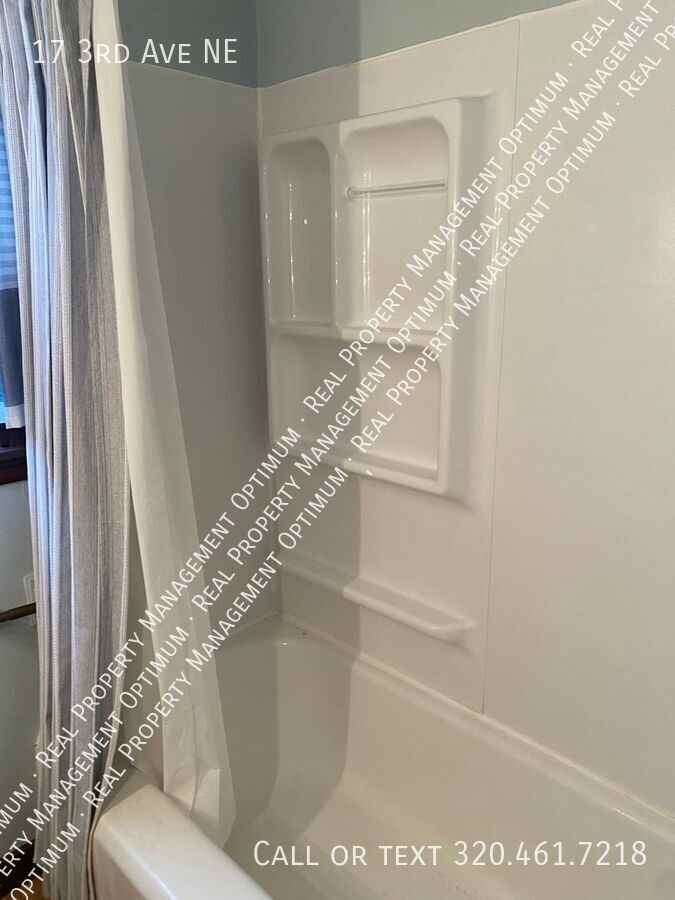 17 3rd Ave Ne - Photo 6 of 26