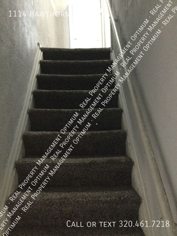 1114 Hawthorne St - Photo 6 of 15