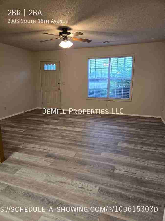 2003 S 18th Ave - Photo 3 of 11