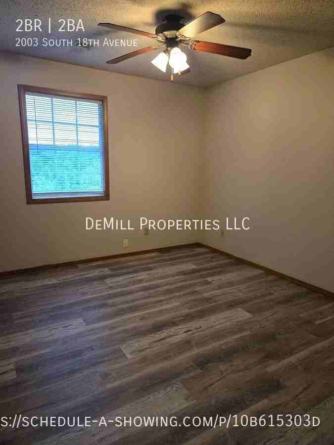 2003 S 18th Ave - Photo 7 of 11