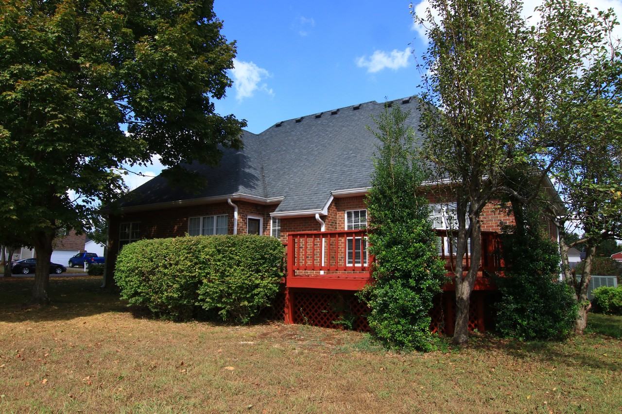 2123 Moonlite Ct - Photo 6 of 47